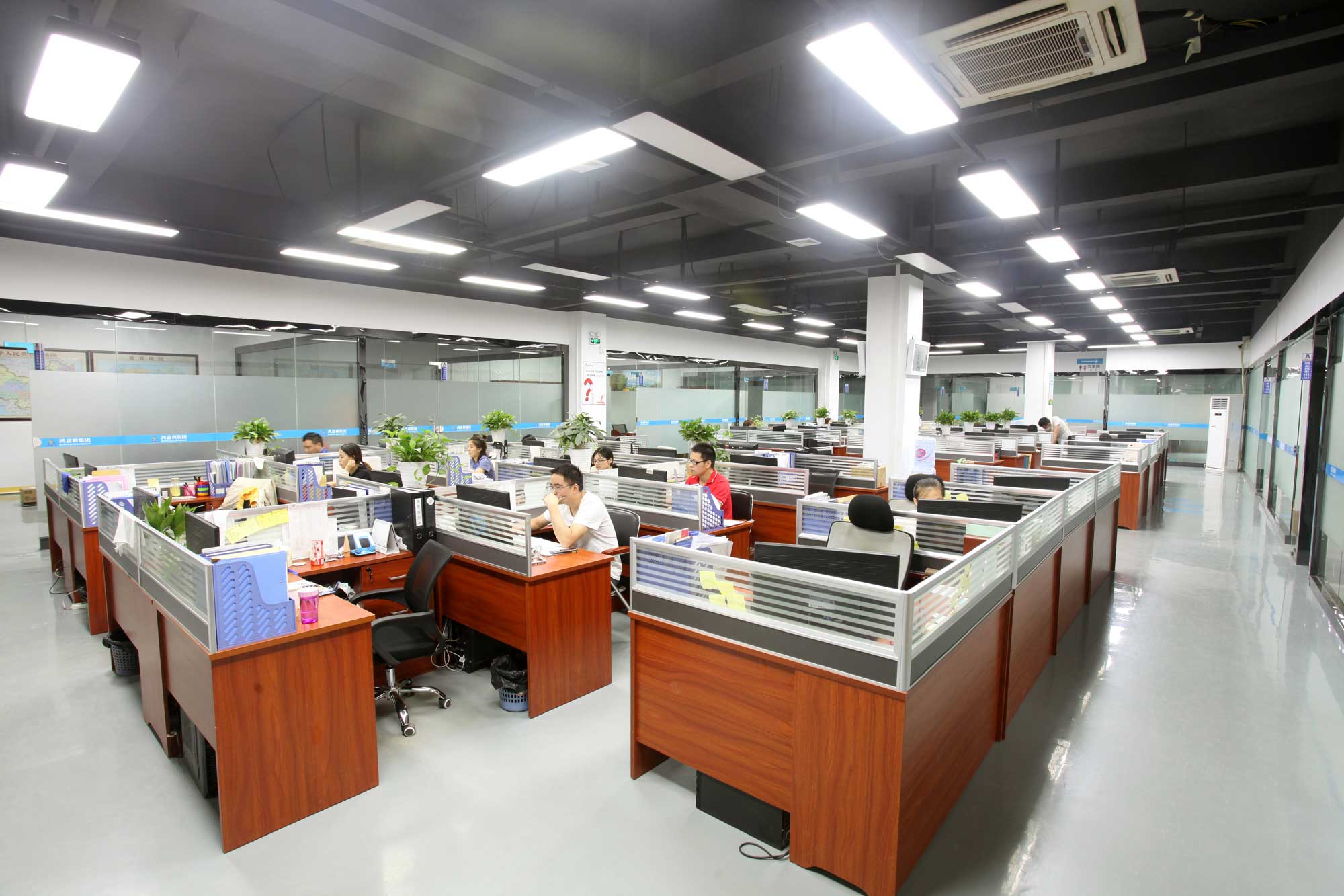 赢咖娱乐办公室(图1)