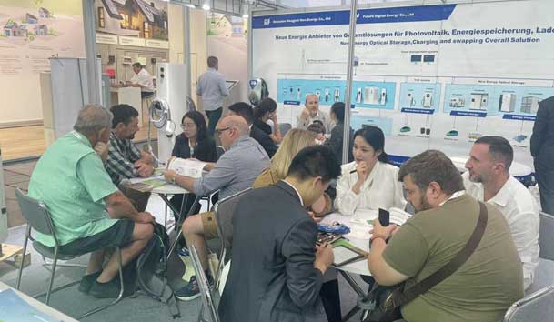 赢咖娱乐闪耀2024欧洲智慧能源展丨聚焦创新技术，共筑全球碳中和未来(图4)