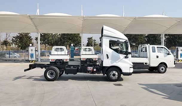 【重卡电动先锋】赢咖娱乐300-400kW重卡充电桩：亮点与应用典范