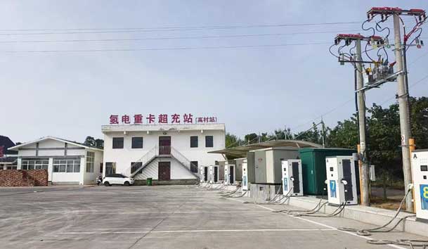 【重卡电动先锋】赢咖娱乐300-400kW重卡充电桩：亮点与应用典范(图6)