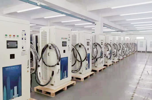 为什么新能源汽车充电桩采用交流充电桩？(图1)